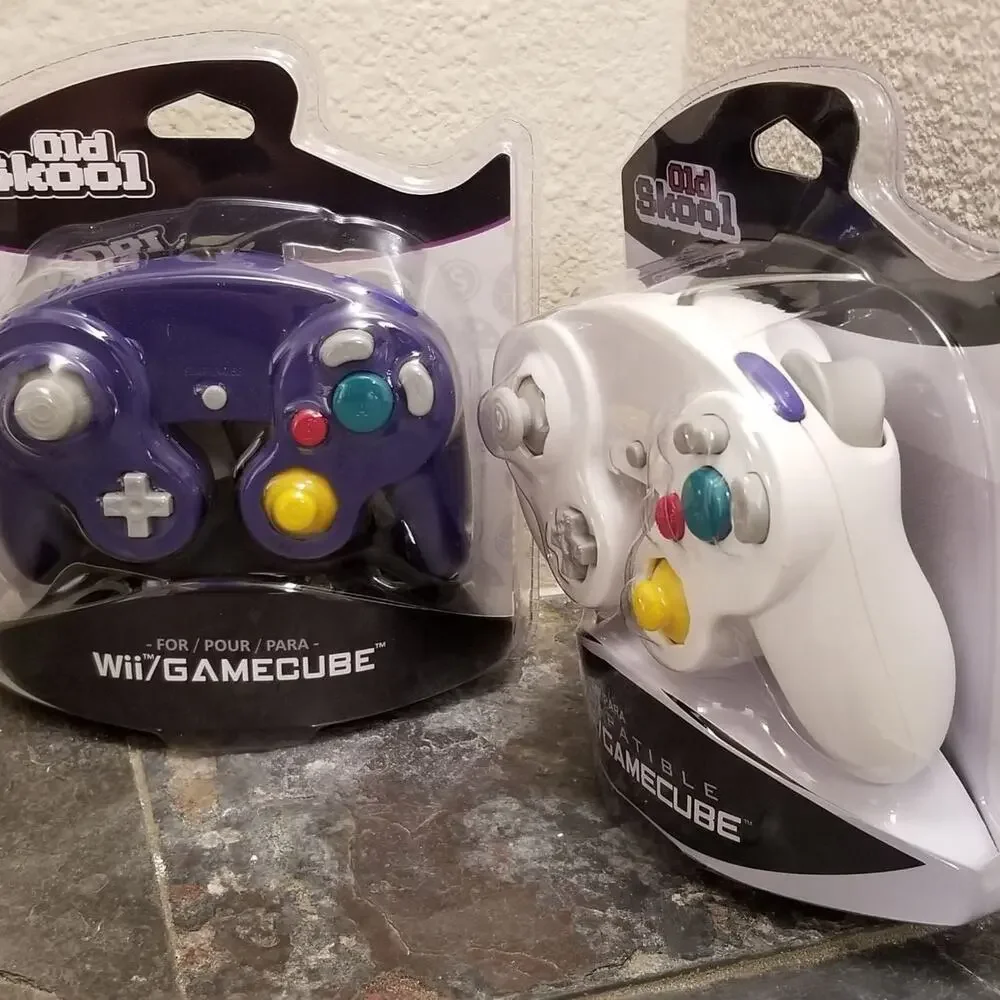 2 Gamecube Controllers - Purple & White (NEW) - Nintendo - Old Skool